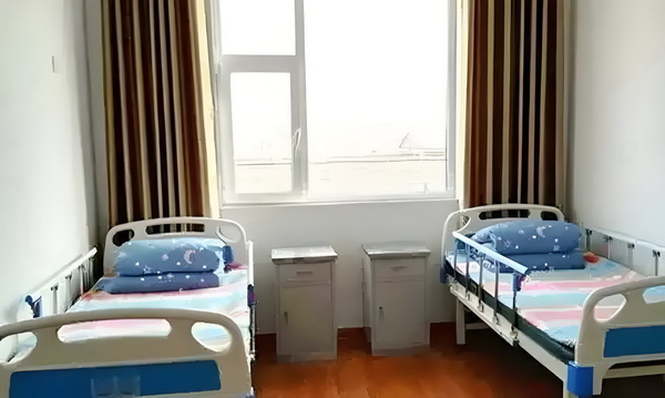 凤穿残汉